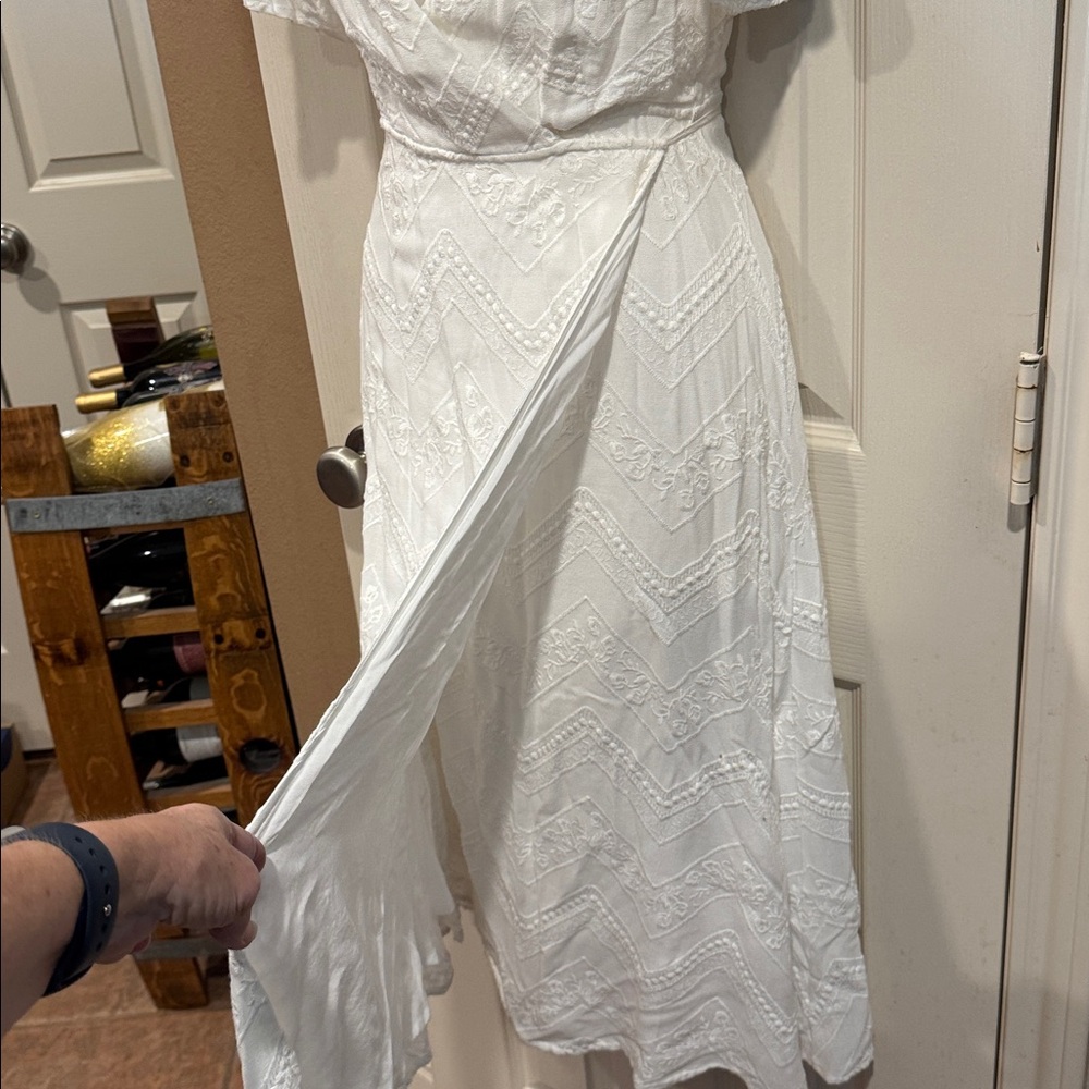 Astr White Lace Dress - Picture 4 of 11